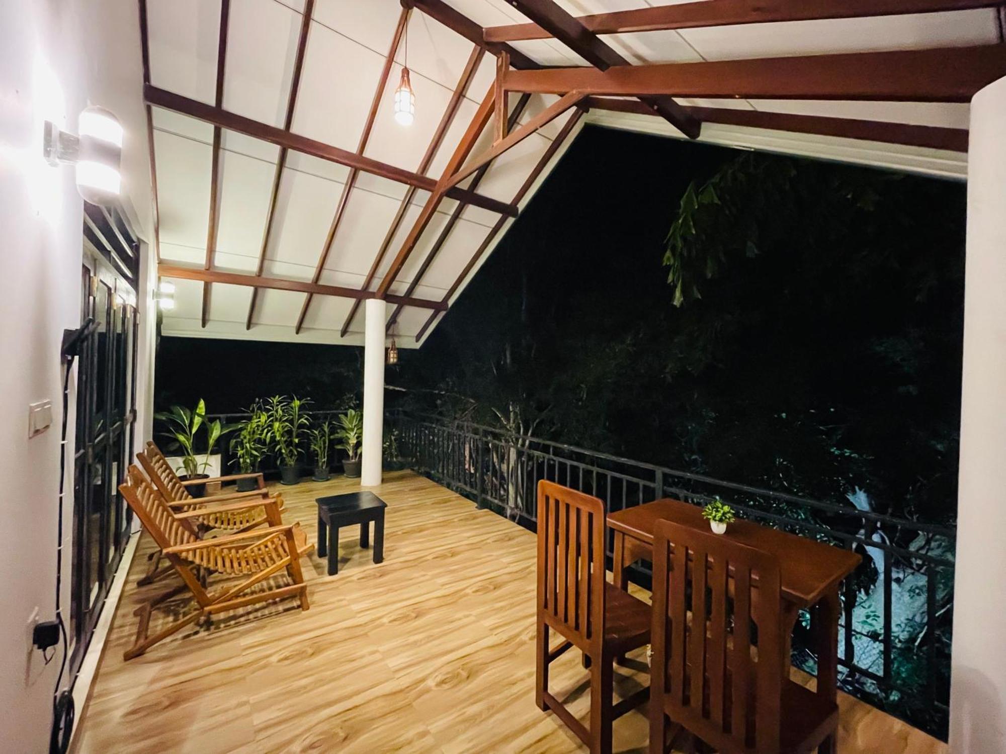 Yala Safari River View Hotel Tissamaharama Dış mekan fotoğraf