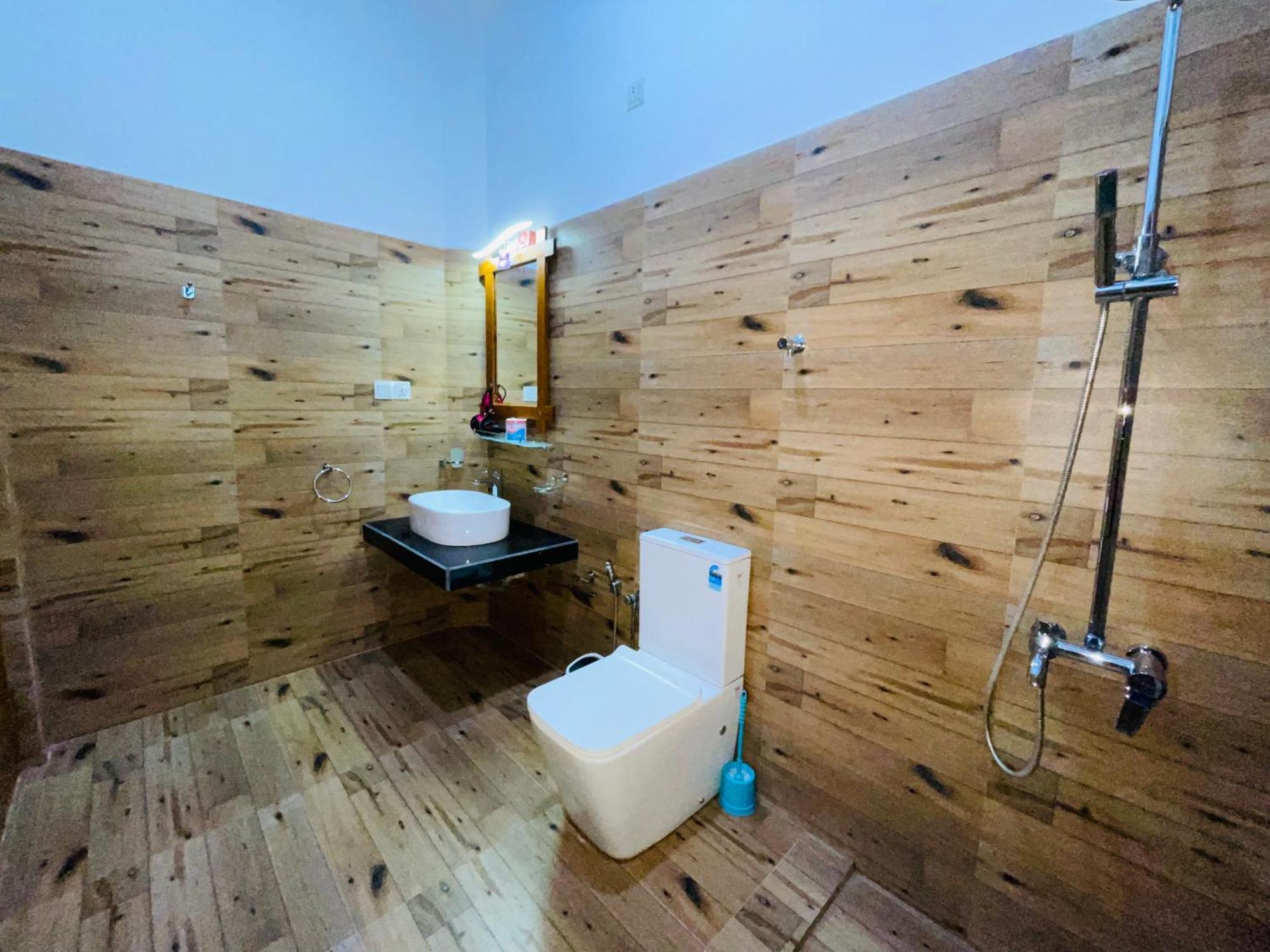 Yala Safari River View Hotel Tissamaharama Dış mekan fotoğraf