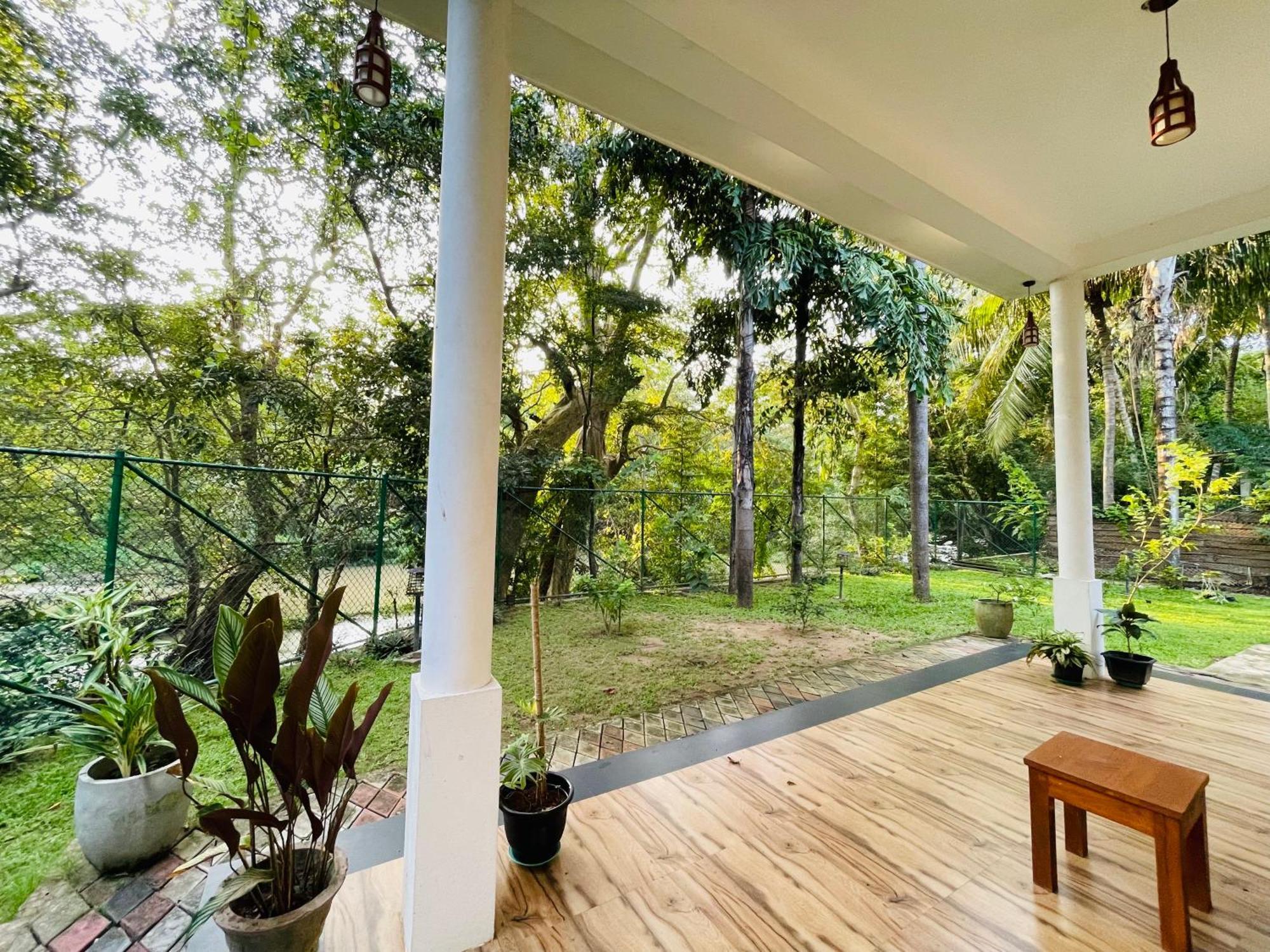 Yala Safari River View Hotel Tissamaharama Dış mekan fotoğraf