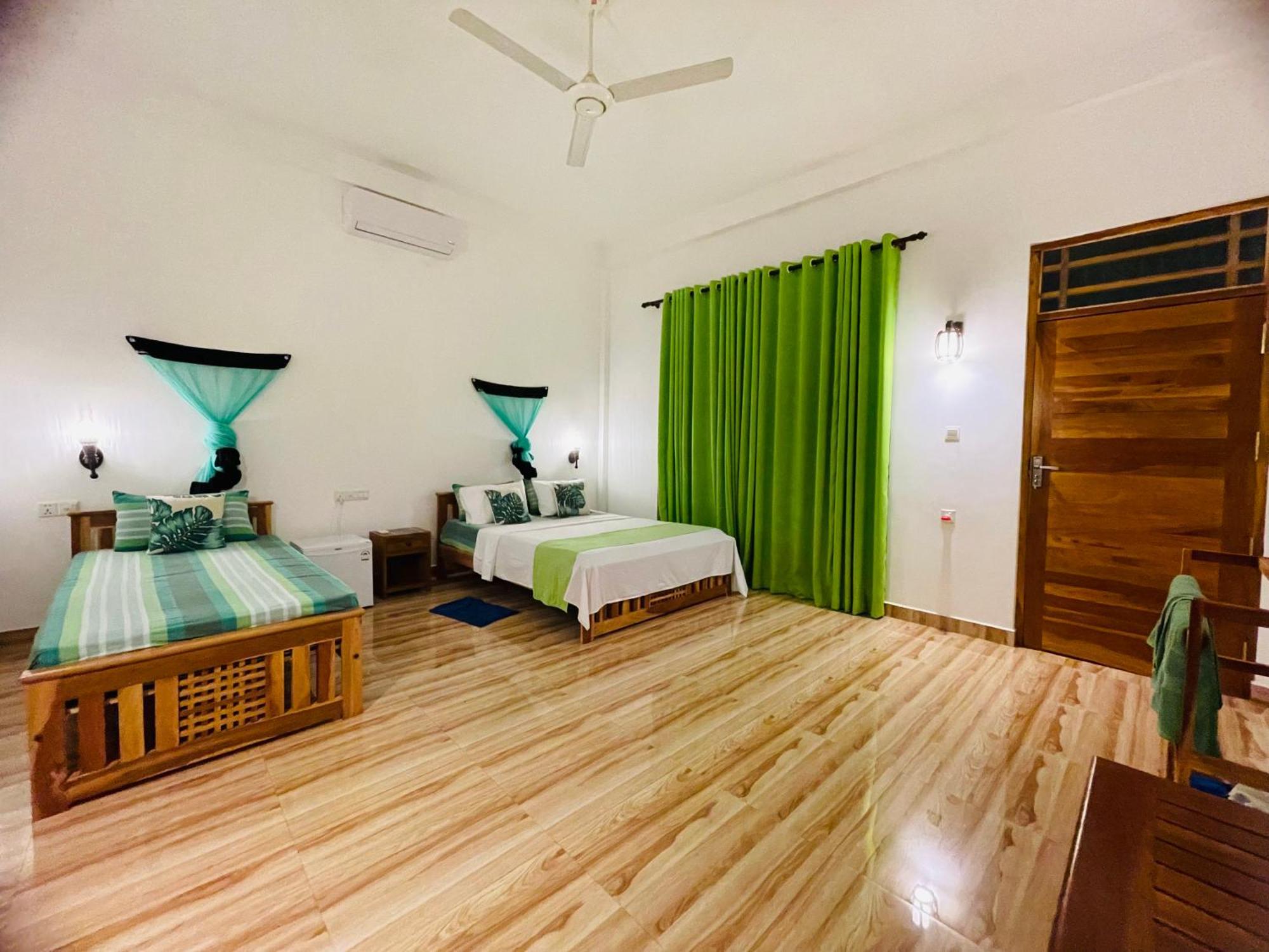 Yala Safari River View Hotel Tissamaharama Dış mekan fotoğraf