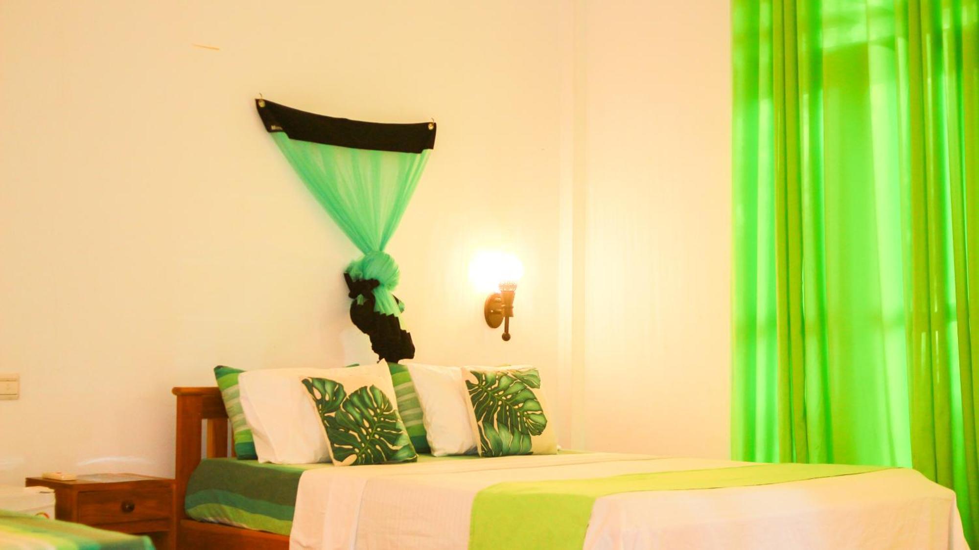 Yala Safari River View Hotel Tissamaharama Dış mekan fotoğraf