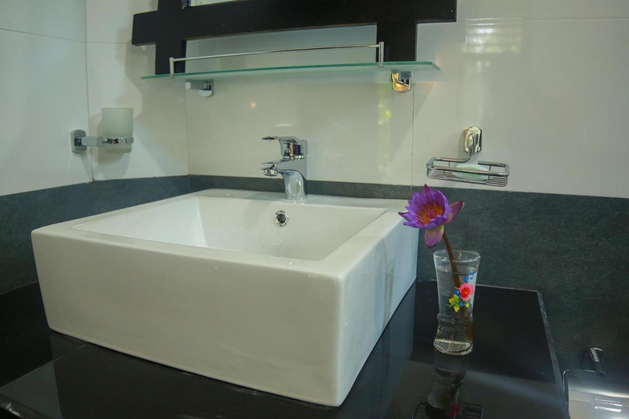 Yala Safari River View Hotel Tissamaharama Dış mekan fotoğraf