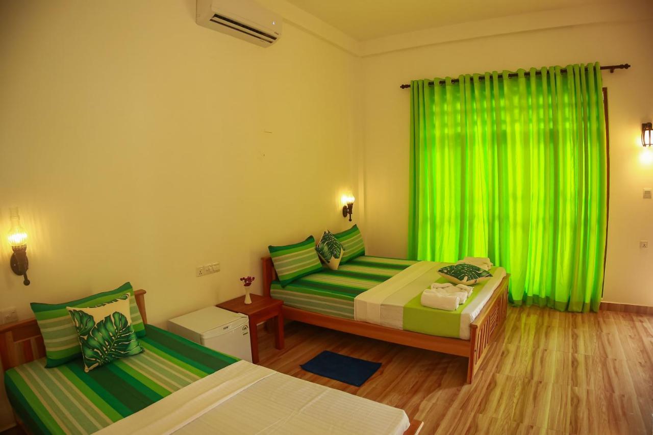 Yala Safari River View Hotel Tissamaharama Dış mekan fotoğraf